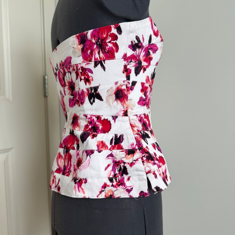 Vintage Y2K White House Black Market Floral Print Strapless Top Size 2 - Picture 7 of 7